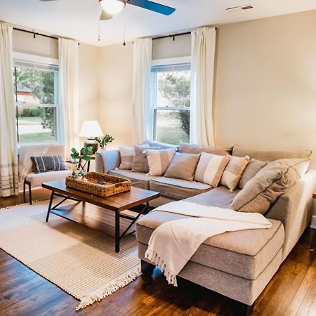 Villa Convenient To Park Circle And Downtown Charleston Extérieur photo